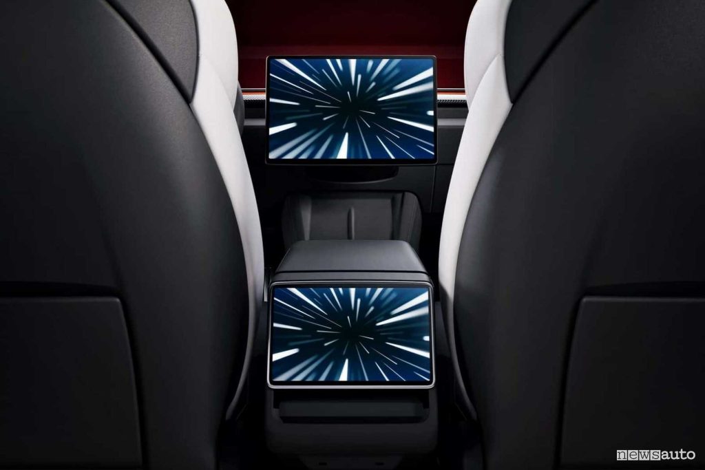 Tesla Model 3 Performance display abitacolo
