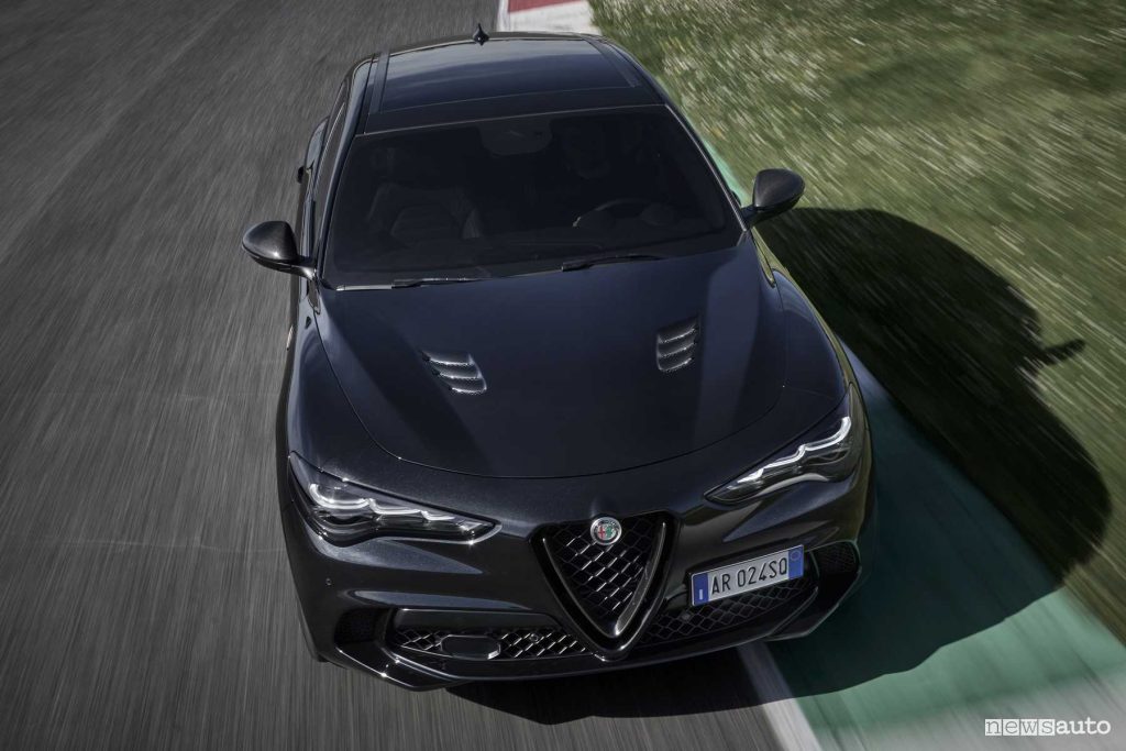 Alfa Romeo Stelvio Quadrifoglio “Super Sport” in pista