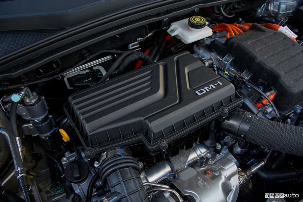 BYD Seal U DM-i vano motore PHEV