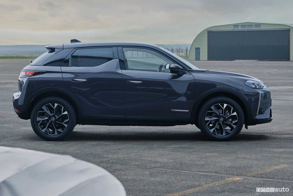 DS 3 Antoine de Saint-Exupéry laterale
