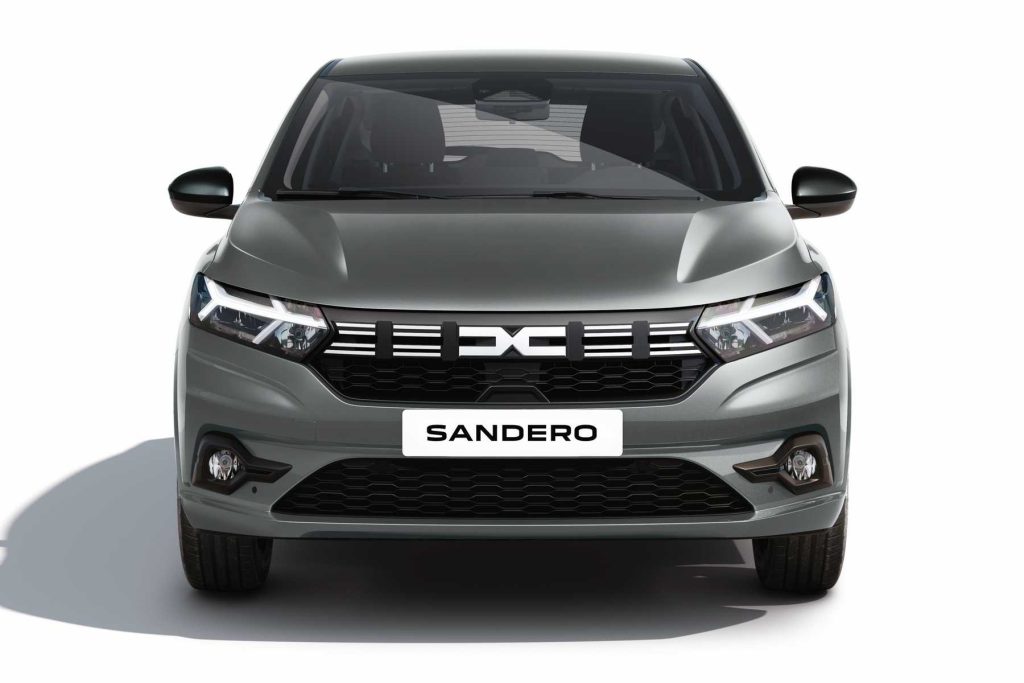 La Dacia Sandero è la seconda auto più venduta in Italia nell'anno 2024