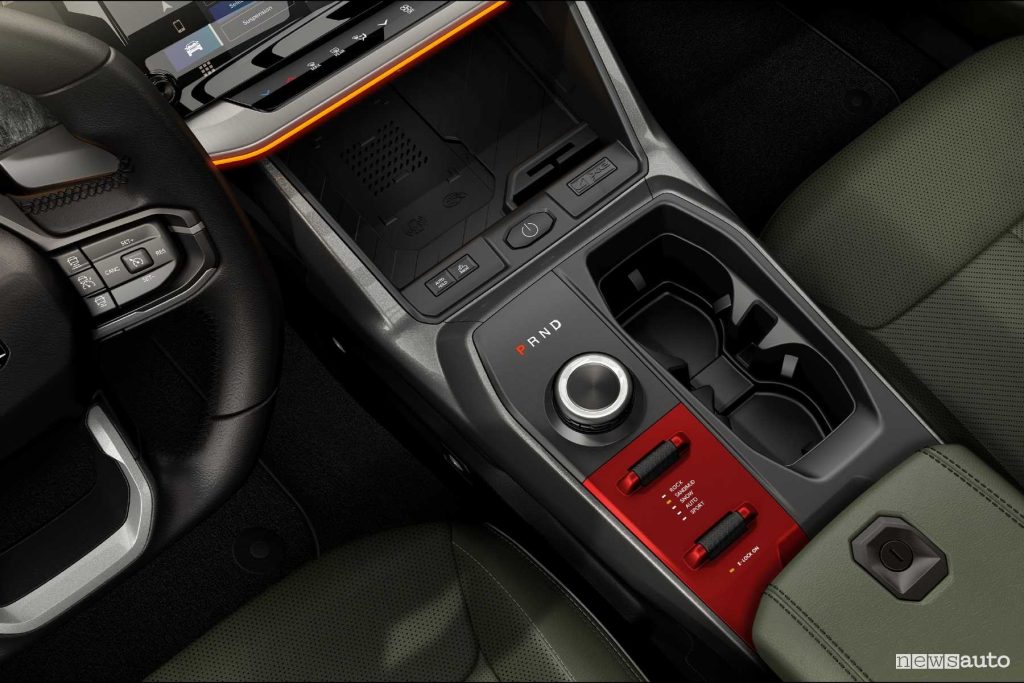 Jeep Wagoneer S Trailhawk Concept console centrale