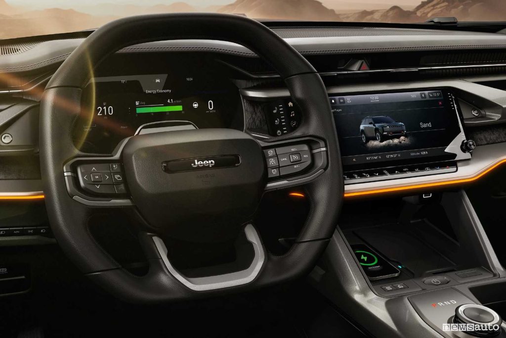 Jeep Wagoneer S Trailhawk Concept volante abitacolo