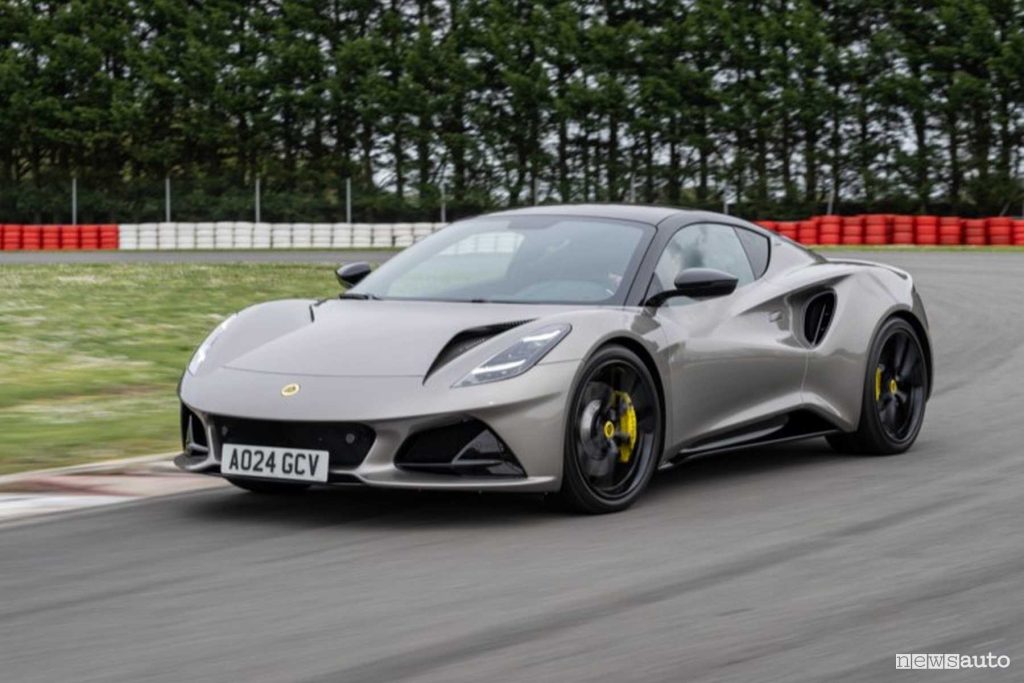 nuova Lotus Emira