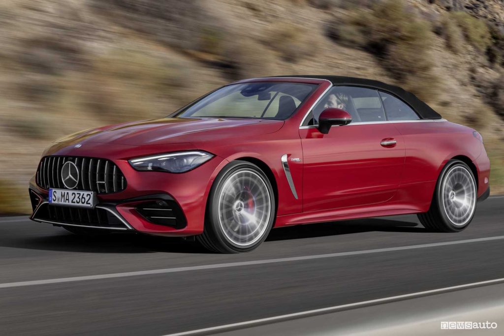 Mercedes-AMG CLE 53 4Matic+ Cabriolet capote chiusa