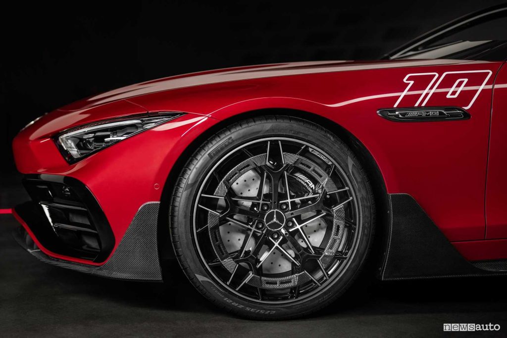 Concept Mercedes-AMG PureSpeed cerchi da 21"