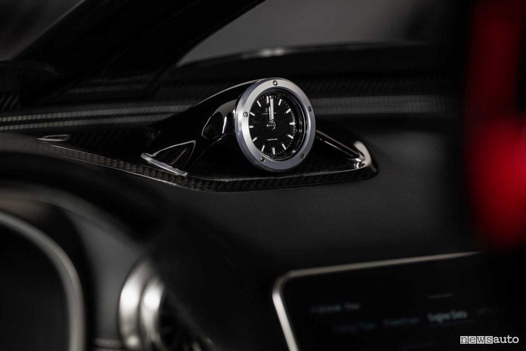 Concept Mercedes-AMG PureSpeed orologio analogico
