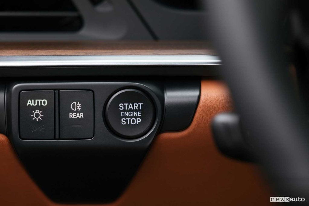 Porsche 911 Carrera GTS comando accensione Start/Stop