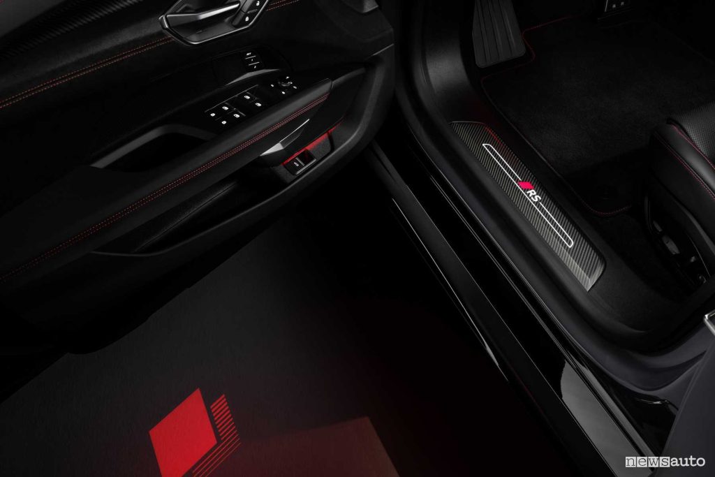 Audi RS e-tron GT luce di benvenuto portiera