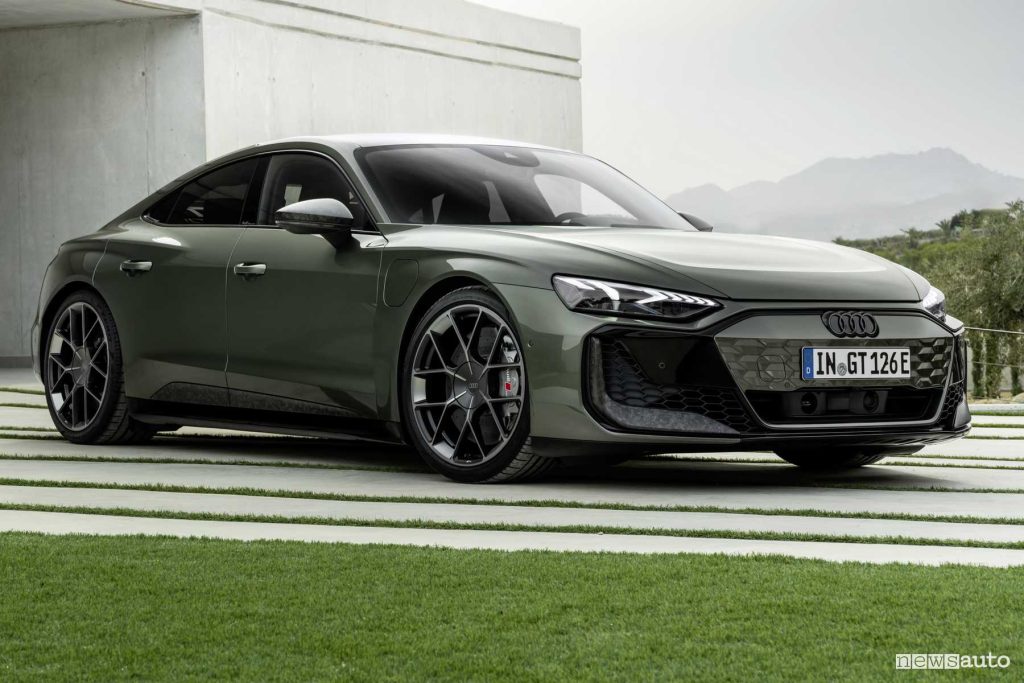 Audi RS e-tron GT anteriore 3/4