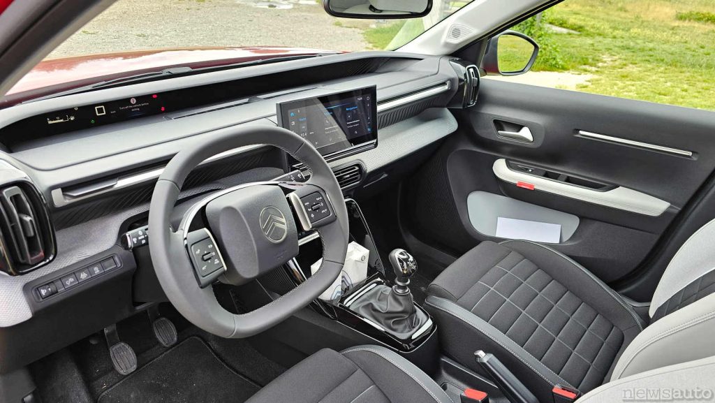Citroen C3 2024 plancia abitacolo