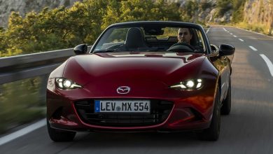 Mazda MX-5 Homura 2024 su strada