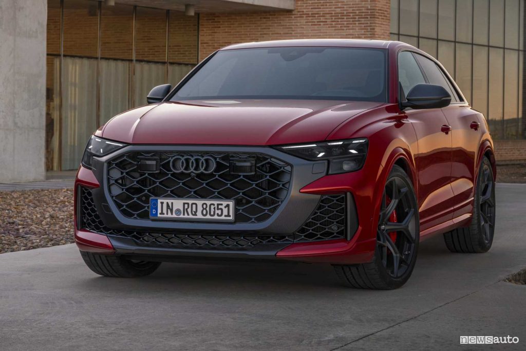 Audi RS Q8 performance anteriore 3/4
