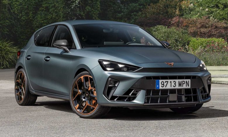 Nuova Cupra Leon VZ anteriore 3/4