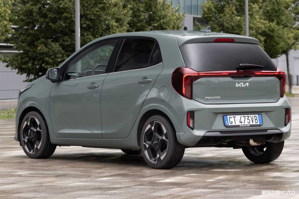 Nuova Kia Picanto posteriore 3/4