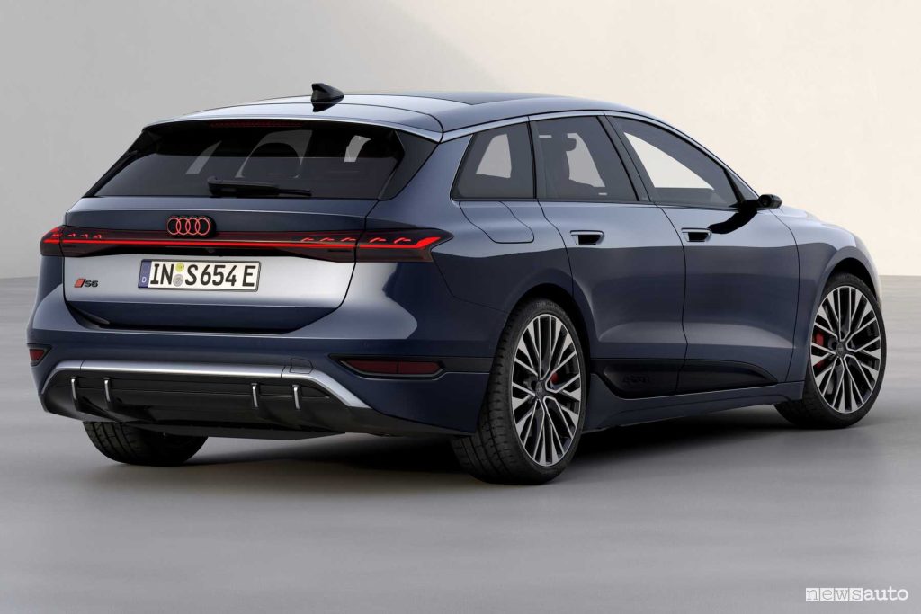 Audi S6 Avant e-tron posteriore 3/4