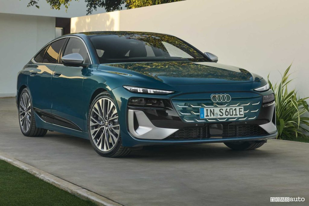 Audi S6 Sportback e-tron anteriore 3/4