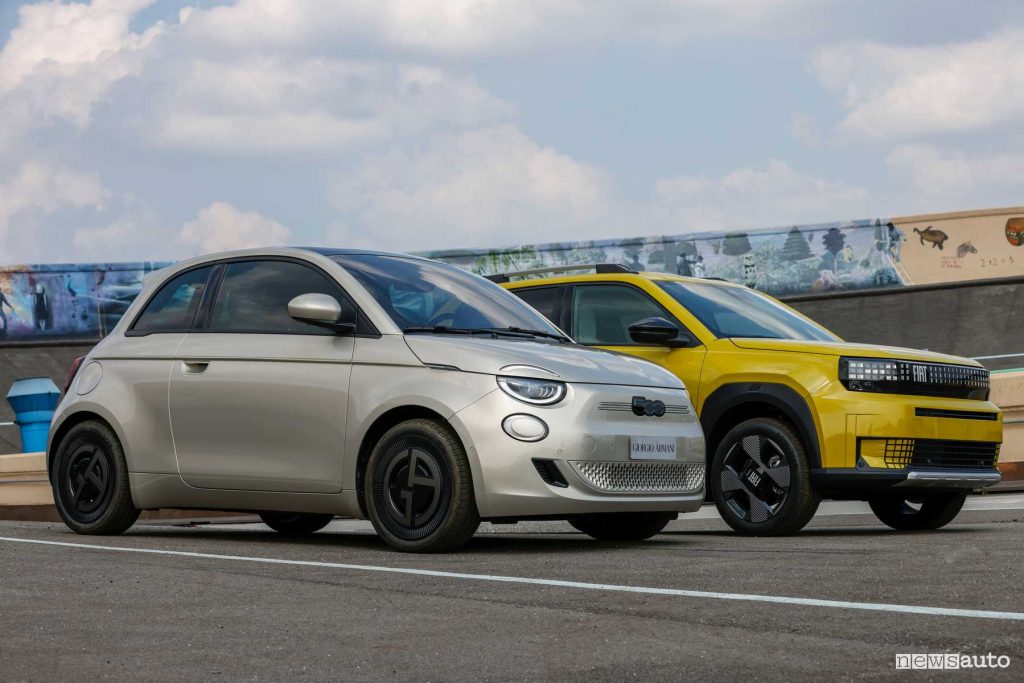Fiat 500e Armani e Grande Panda nella parata dei 125 anni al Lingotto