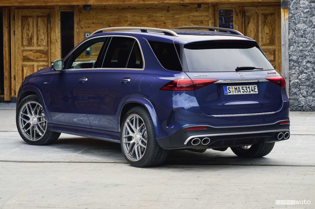 Mercedes-AMG GLE 53 Hybrid 4Matic+ SUV posteriore 3/4