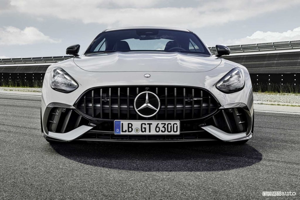 Mercedes AMG GT 63 Pro 4Matic+ frontale