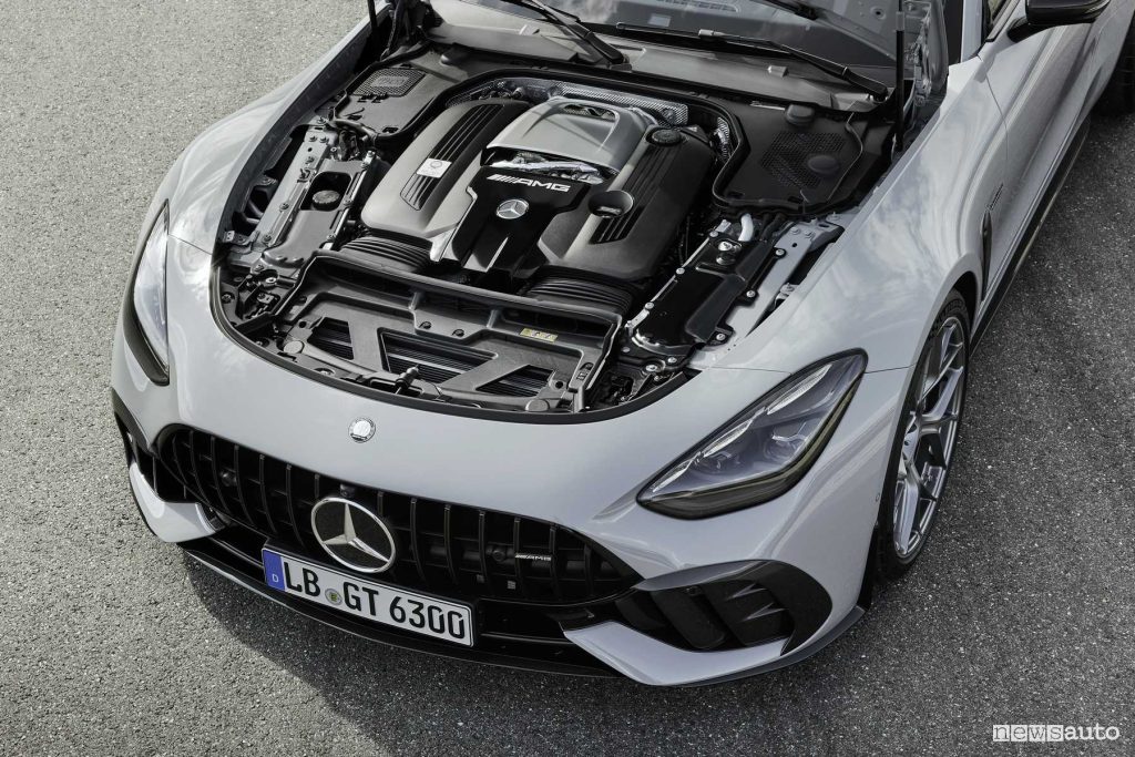 Mercedes AMG GT 63 Pro 4Matic+ vano motore
