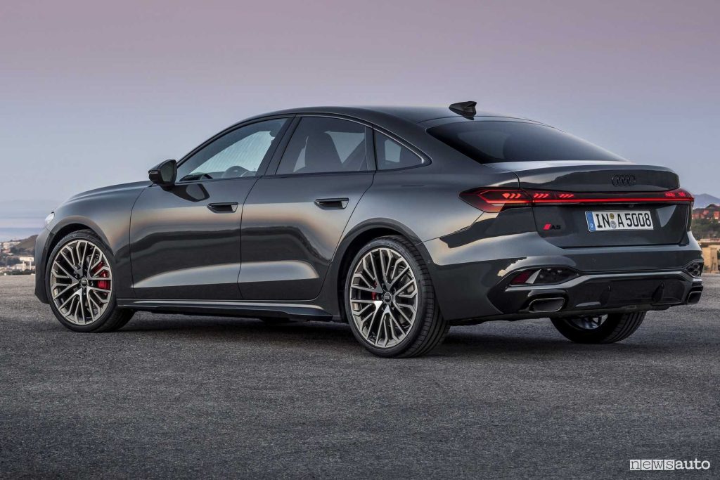 Nuova Audi A5 posteriore 3/4