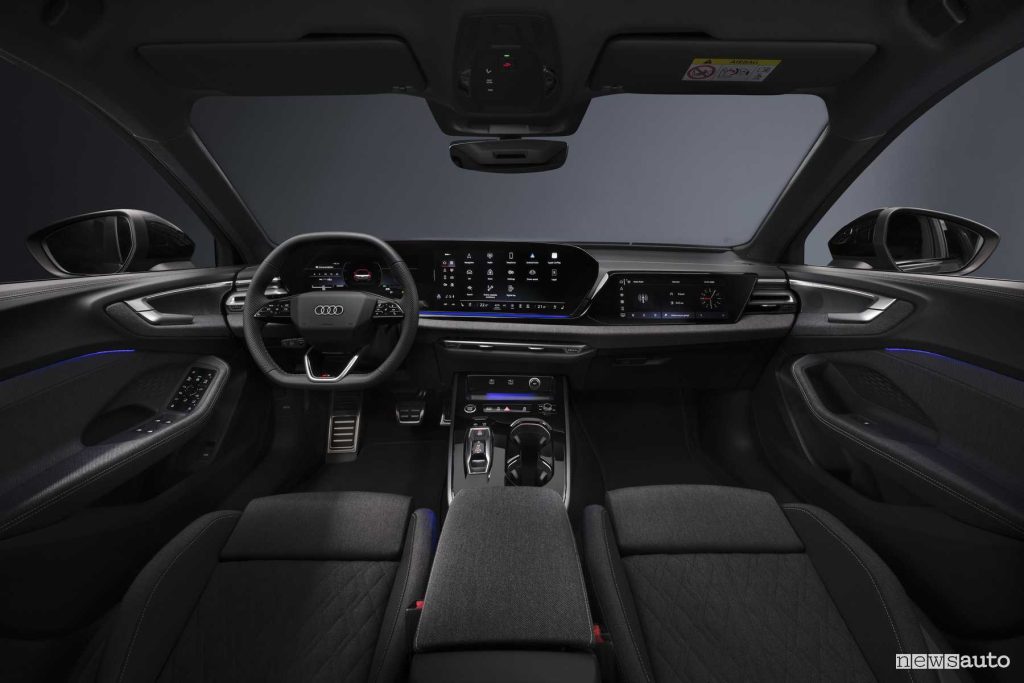 Nuova Audi A5 plancia abitacolo