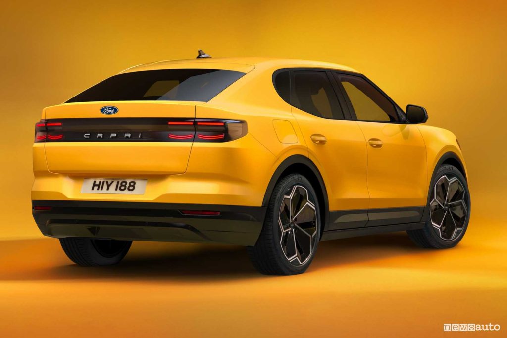 Nuova Ford Capri posteriore 3/4