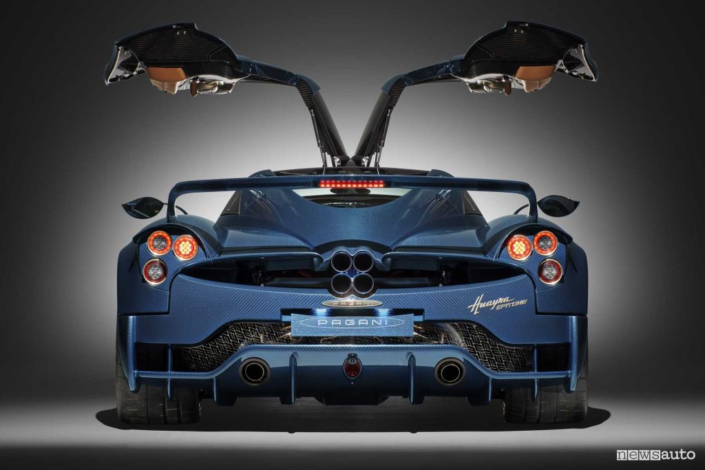 Pagani Huayra Epitome portiere ali di gabbiano