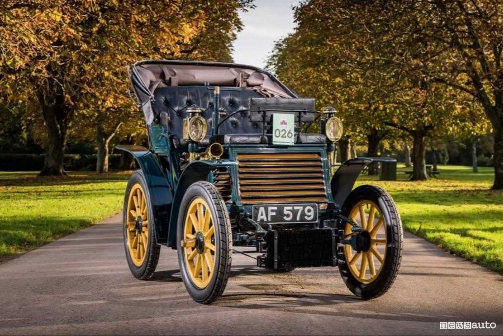 3 ½ HP, la prima auto prodotta da Fiat