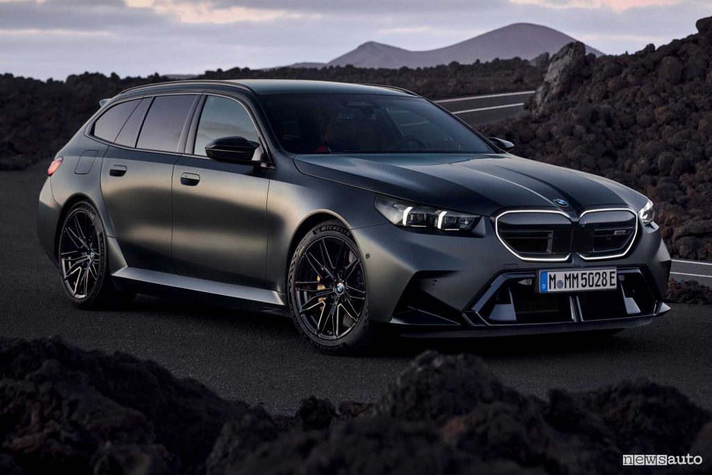 BMW M5 Touring anteriore 3/4