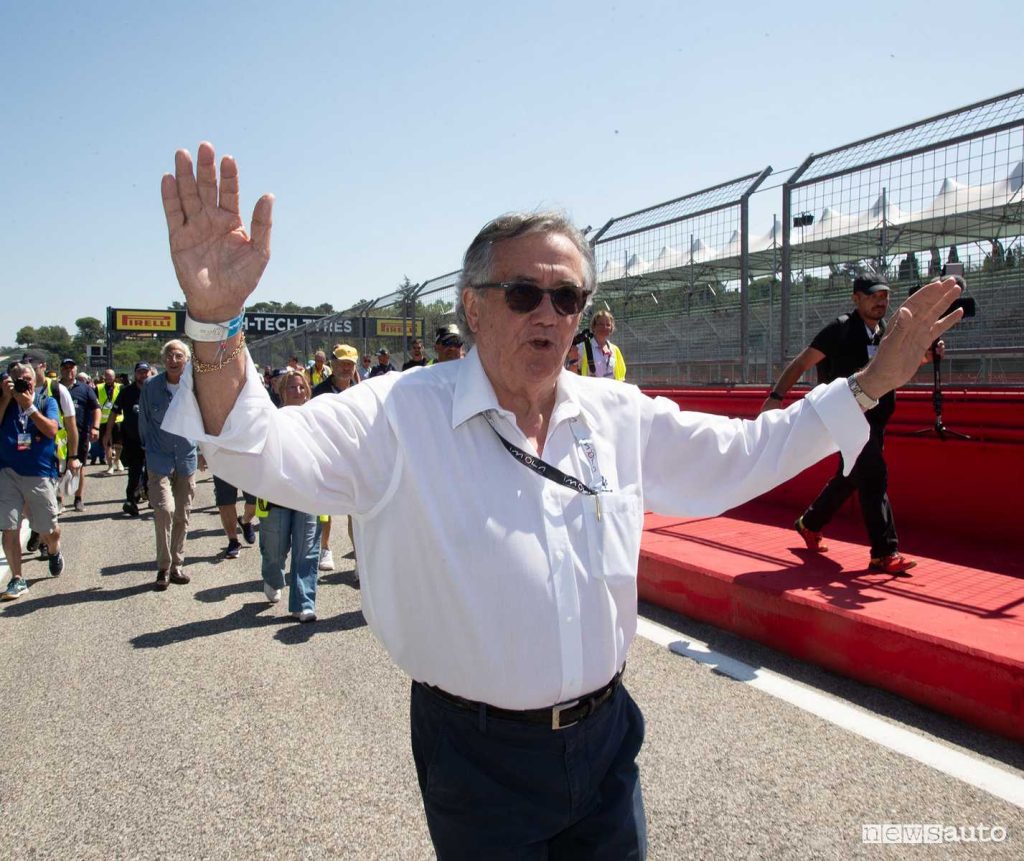 Giancarlo Minardi nel paddock di Imola all'Historic Minardi Day 2024