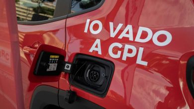 Auto ibrida plug-in trasformata a GPL