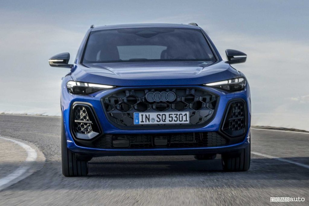 Audi SQ5 TFSI su strada