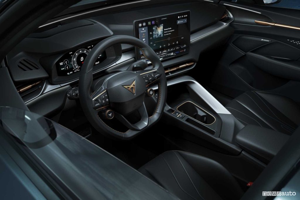 Cupra Terramar volante abitacolo