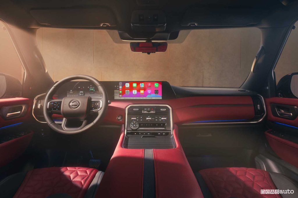Nuovo Nissan Patrol plancia abitacolo