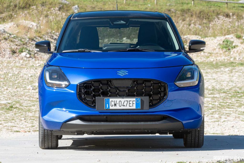 Suzuki Swift Hybrid 4x4 frontale