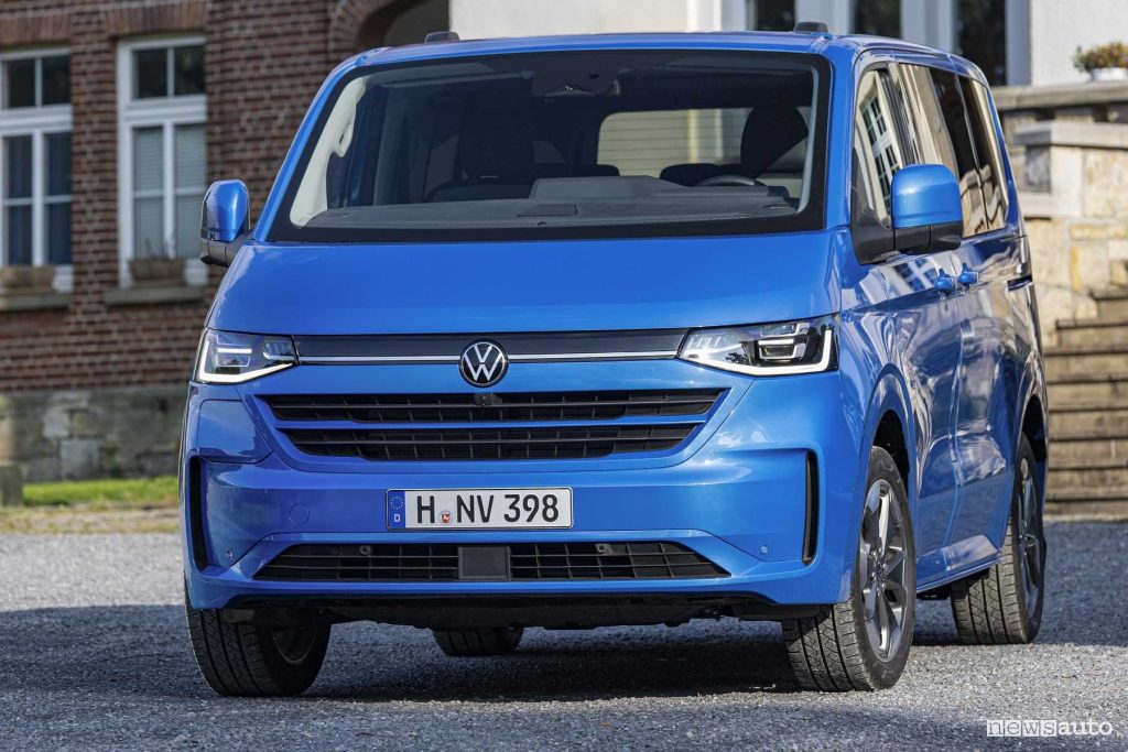 Volkswagen Caravelle anteriore 3/4