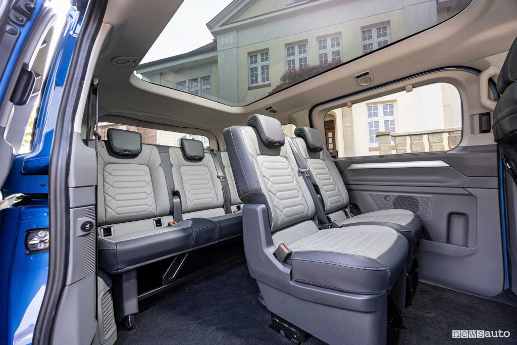 Volkswagen Caravelle sedili abitacolo