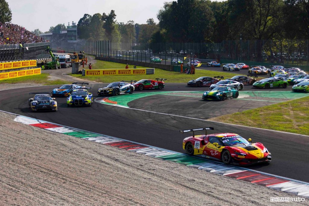 Partenza 3 Ore Monza 2024 Fanatec GT World Challenge Europe