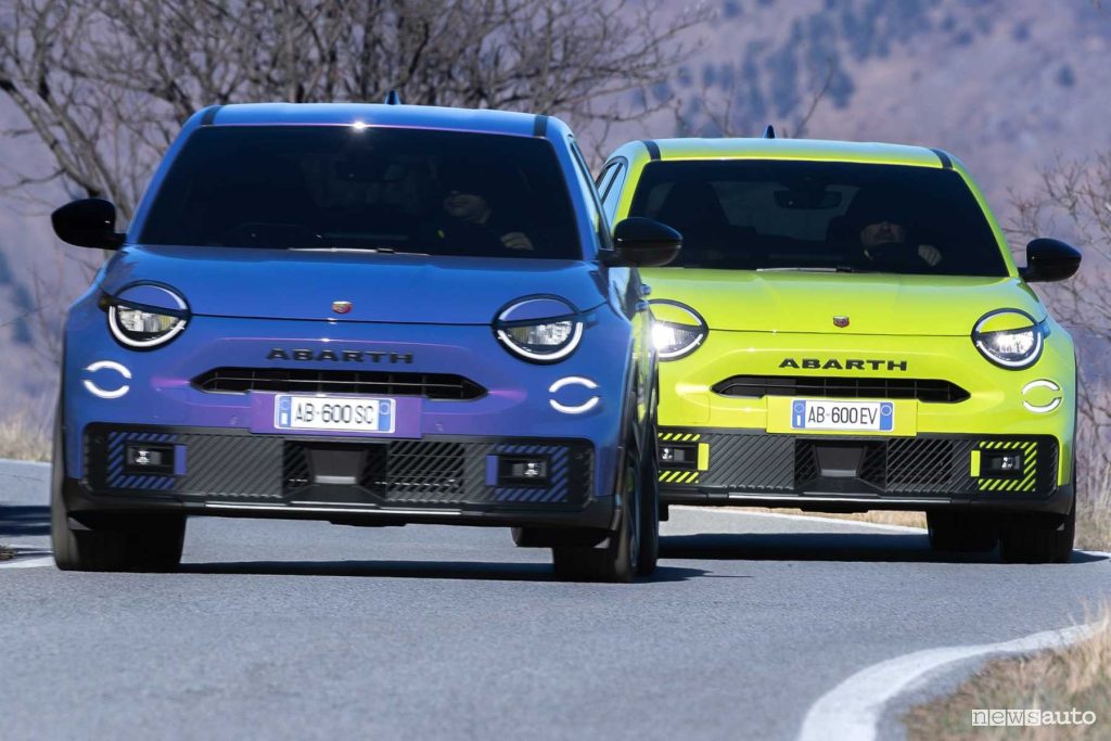 Abarth 600e Scorpionissima e Turismo su strada