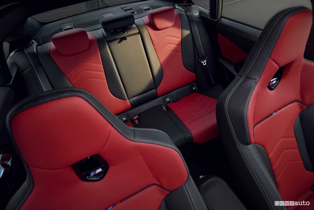 BMW M235 xDrive Gran Coupé sedili posteriori abitacolo