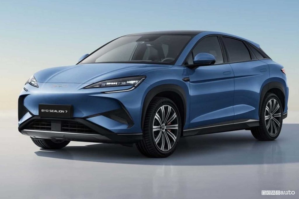 BYD Sealion 7 anteriore 3/4
