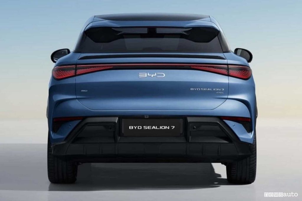 BYD Sealion 7 posteriore