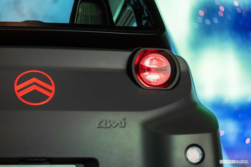 Citroen Ami 2025 faro posteriore