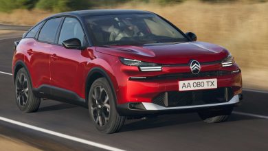 Nuova Citroen e-C4 su strada
