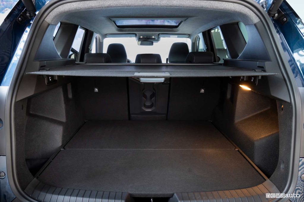Nuova Dacia Bigster Journey bagagliaio