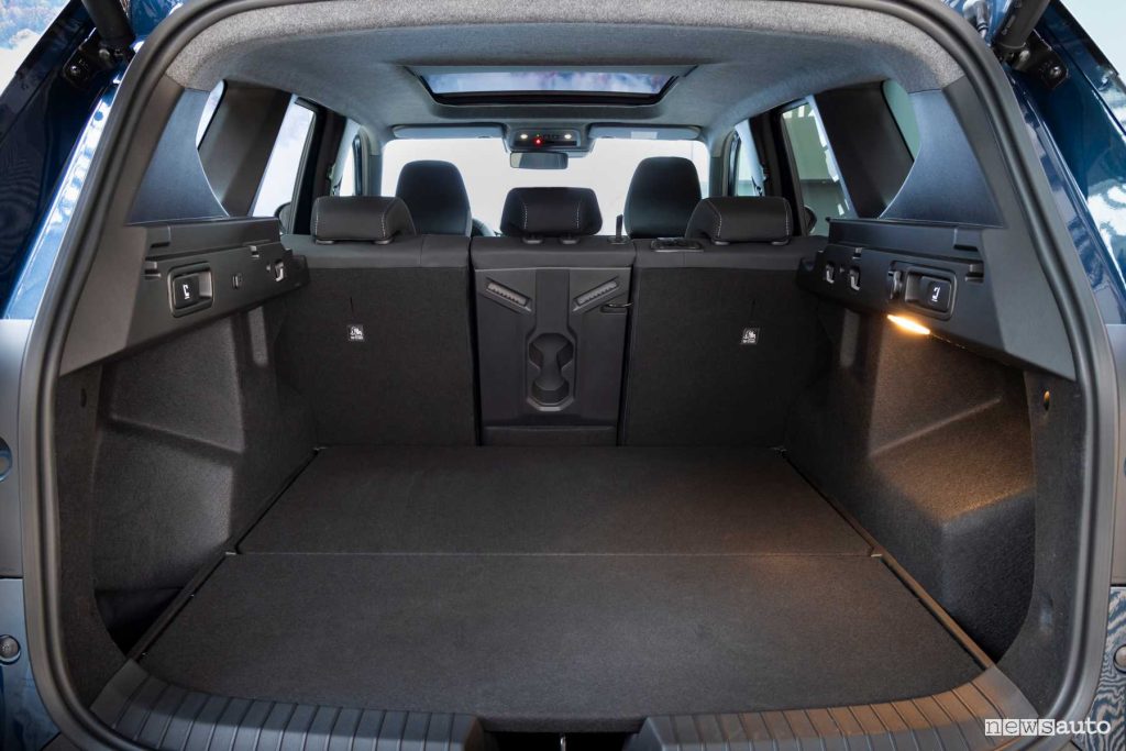 Nuova Dacia Bigster Journey bagagliaio
