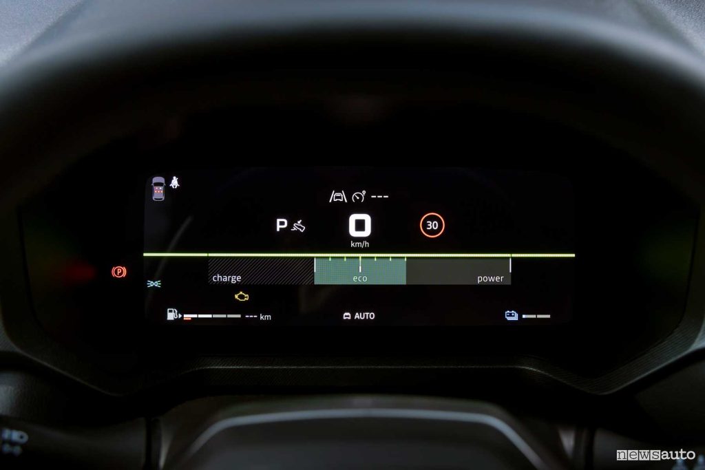 Nuova Dacia Bigster Journey display quadro strumenti