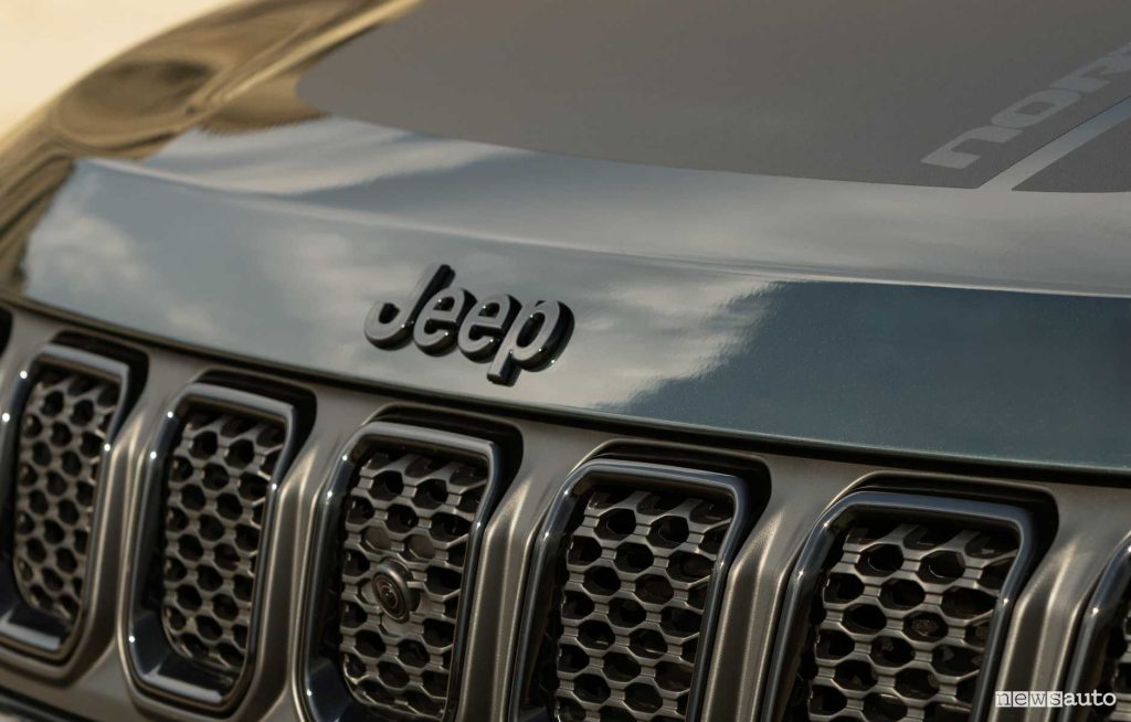 Jeep Compass North Star telecamera anteriore